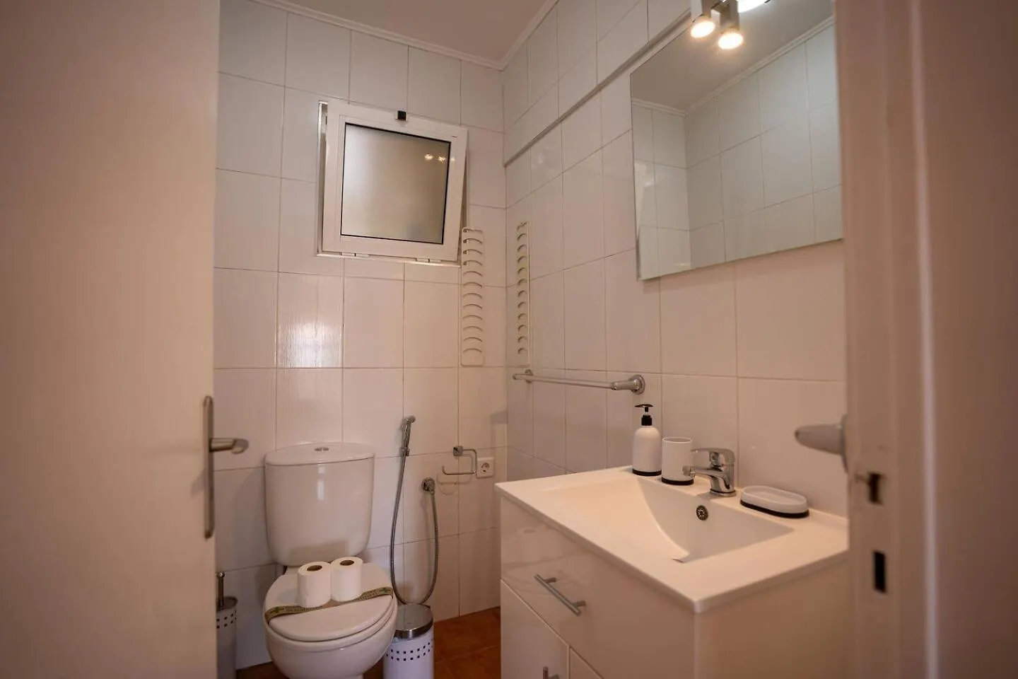 Lägenhet Cozy And Quiet 3-Bedroom Flat Lisboa